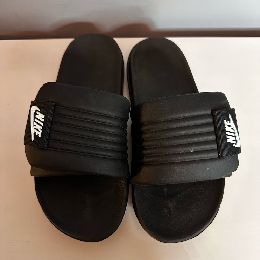 NIKE - Off Court, Women’s, Slides, Adjustable, Velcro, Size 8